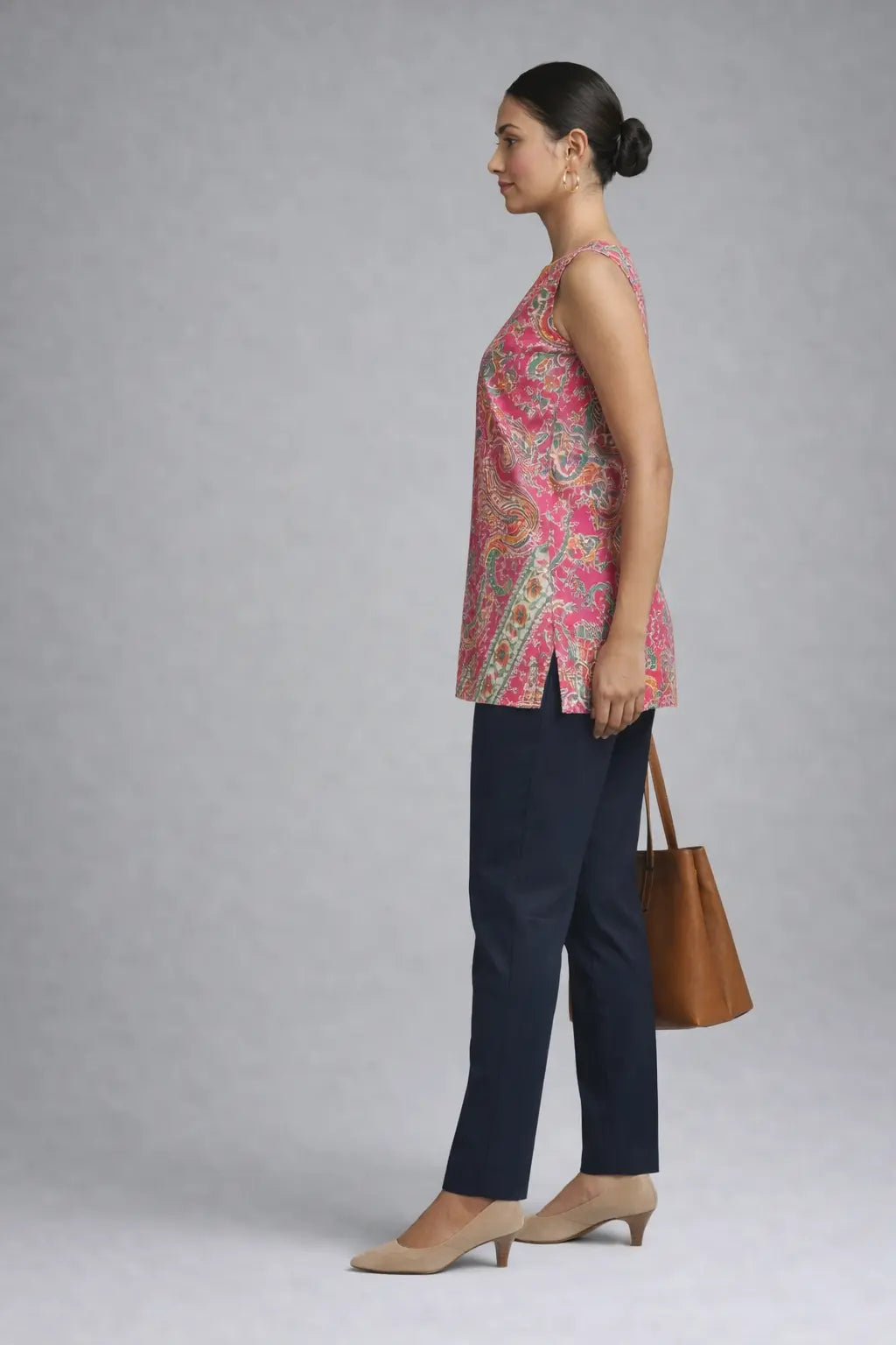 Printed sleeveless kurti top for girls — daily wear ethnic fashion India